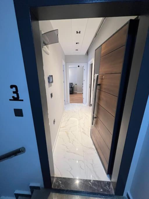 Ferienwohnung Zeytinburnu Merkezi Konumda, Sifir Daire & Esyalar Istanbul Exterior foto
