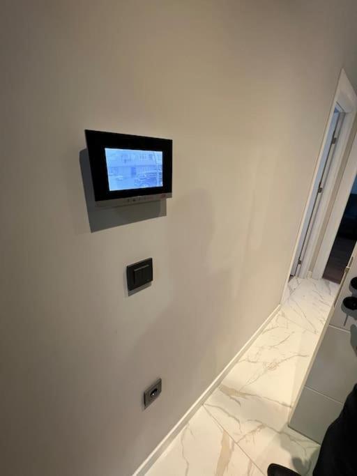 Ferienwohnung Zeytinburnu Merkezi Konumda, Sifir Daire & Esyalar Istanbul Exterior foto