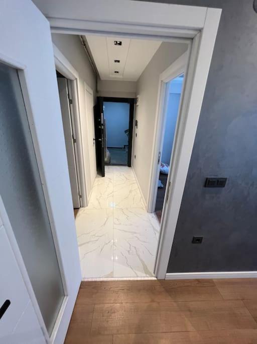 Ferienwohnung Zeytinburnu Merkezi Konumda, Sifir Daire & Esyalar Istanbul Exterior foto